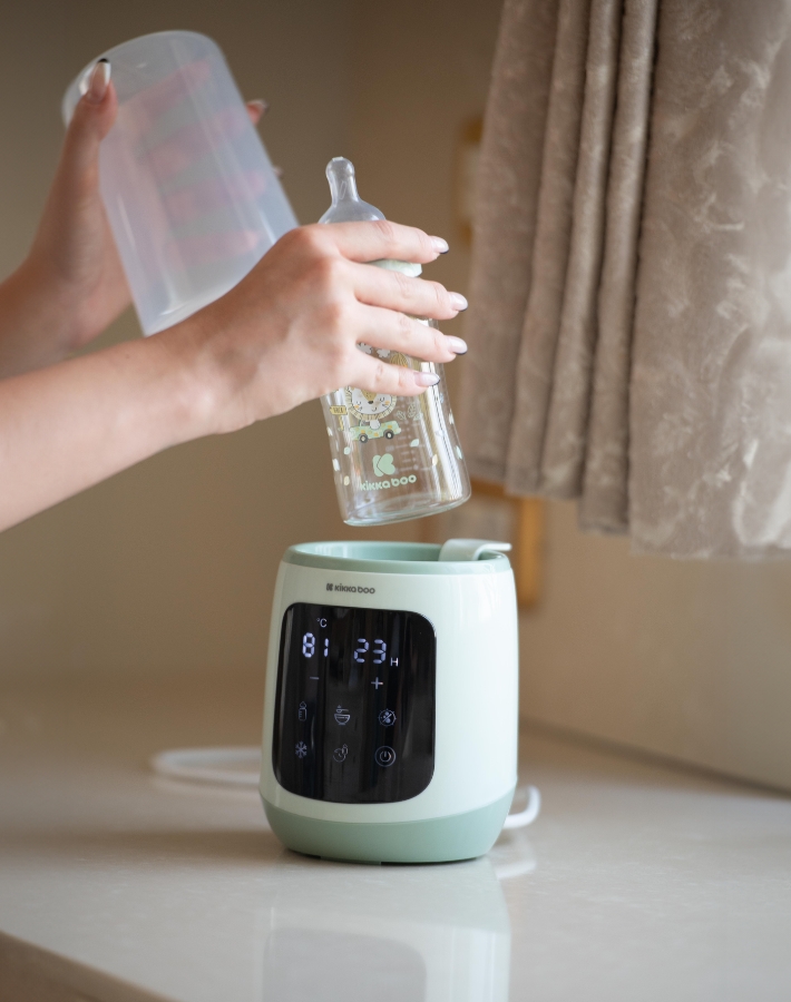 Оборудван с таймер, CALDO ви позволява да задавате времето за затопляне или стерилизация, за да имате максимален контрол и да съобразите приготвянето на храната с нуждите на бебето.