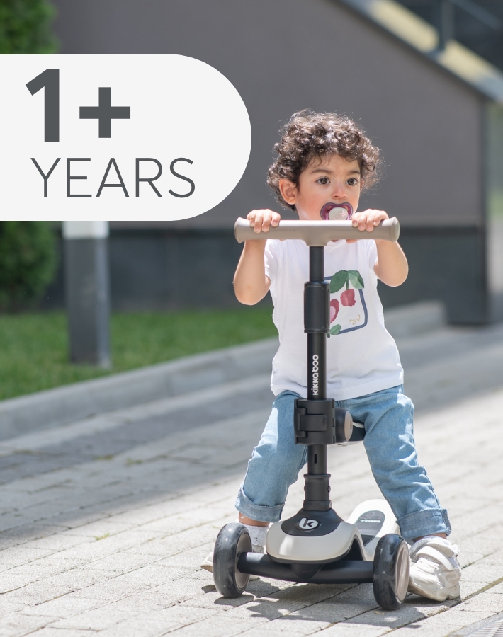 TREO е подходящ за деца над 12 месеца и е идеален за насърчаване на физическата им активност и координация. Благодарение на модерния и атрактивен дизайн децата ще развиват двигателните си умения по забавен начин.