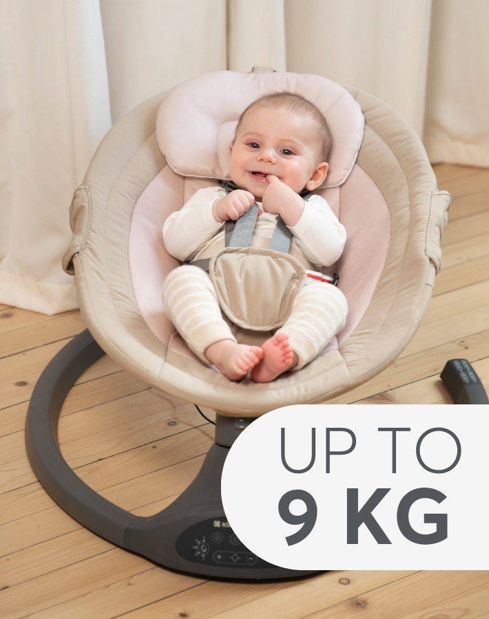 Подходяща от раждането до 9 кг, нашата люлка е създадена, за да бъде от помощ на родителите с новороденото. Тя осигурява уютно място, където бебето да се отпусне и наслаждава още от първия си ден у дома.