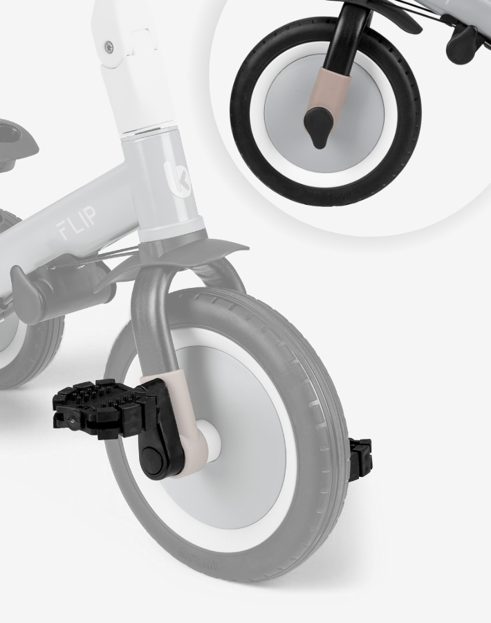 Можете лесно да преобразувате универсалната триколка във вариант без педали, идеален за по-малките, които тепърва започват да се учат на баланс и координация.