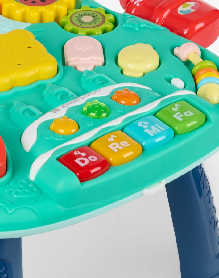 Интерактивните функции на SWEET ESCAPE помагат на детето да учи докато играе. Игрите са внимателно подбрани за да спомогнат в развитието на сензорните възприятия и фината моторика.