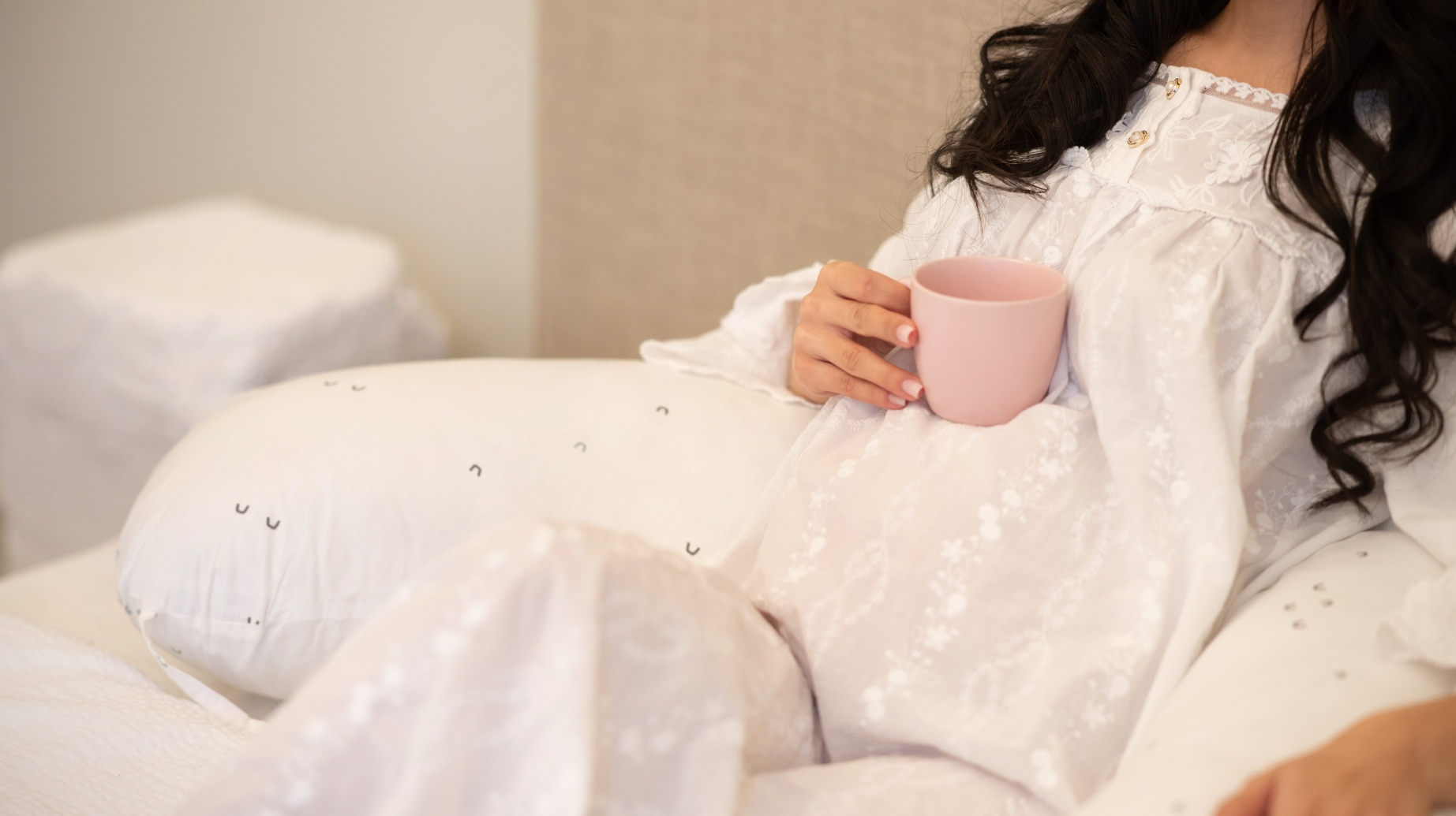 Mama Pillows - Pregnancy & Postpartum Care
